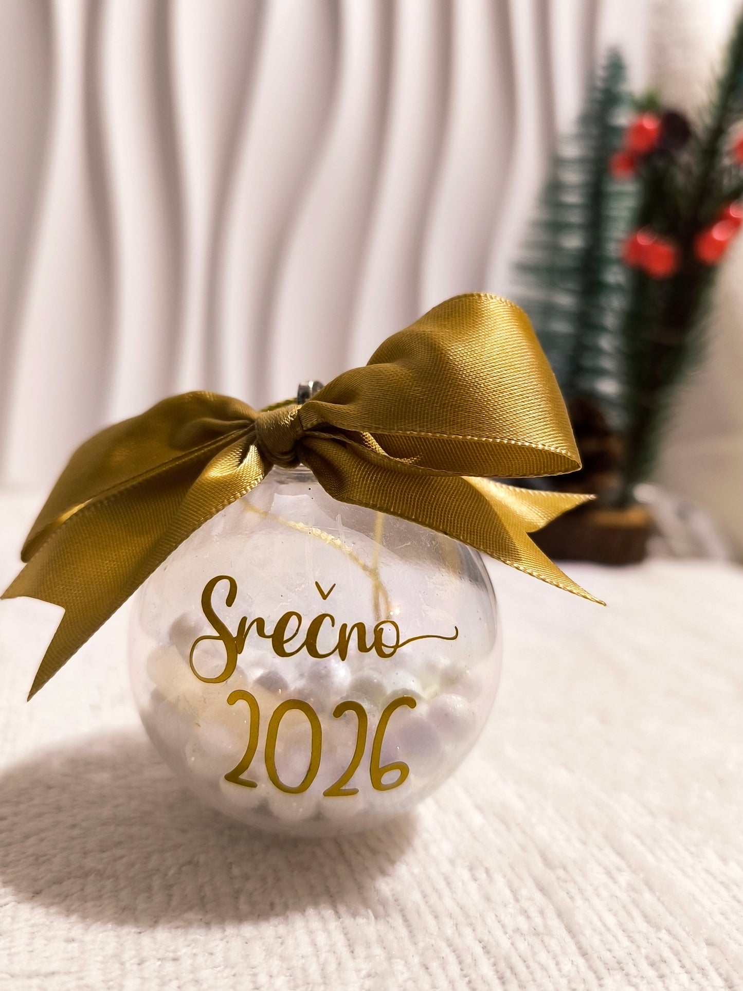 Božična bunkica s snegom zlat napis