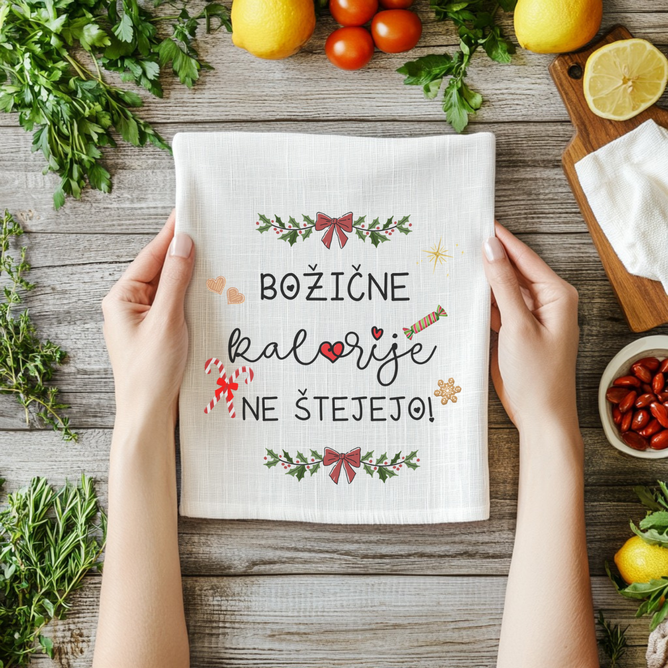 Kuhinjska brisača z napisom Božične kalorije ne štejejo! – zabaven dodatek za praznično kuhinjo