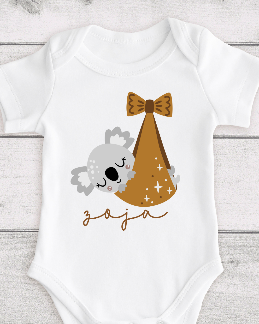 Bodi z motivom in imenom  – personalizirano oblačilo za dojenčka ob posebni priložnosti