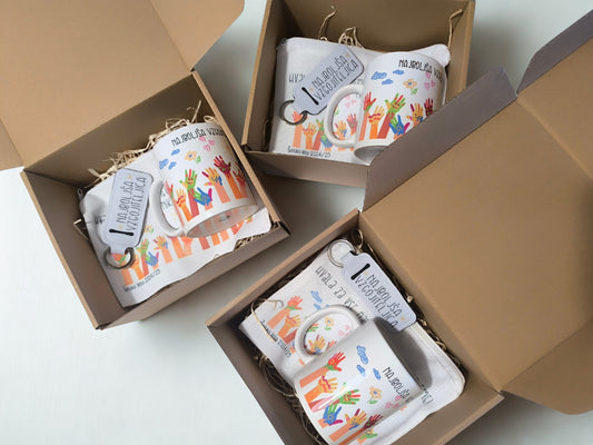 Paketek - Hvala za vse nasmehe in varne objeme!