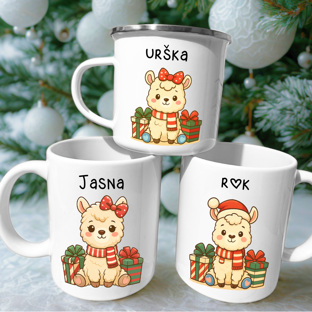 Božične ujemajoče družinske skodelice z imeni in motivom lame – personalizirano darilo za praznike