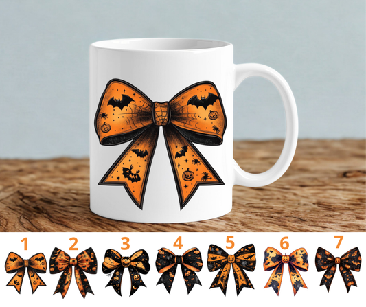 Keramična skodelica s tiskom halloween mašnje