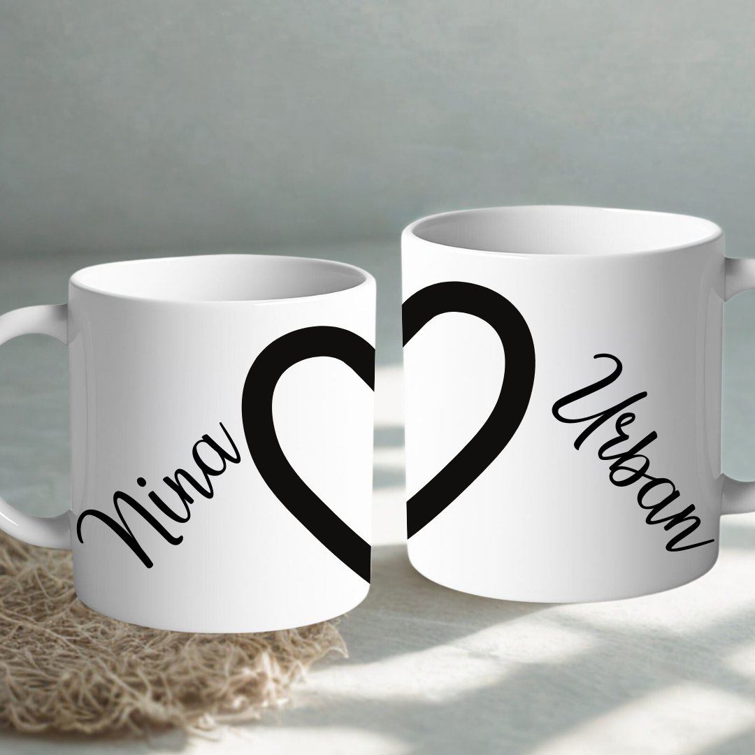 Skodelici z motivom pol srca in imwnom – romantično darilo za par, poroko ali zaroko