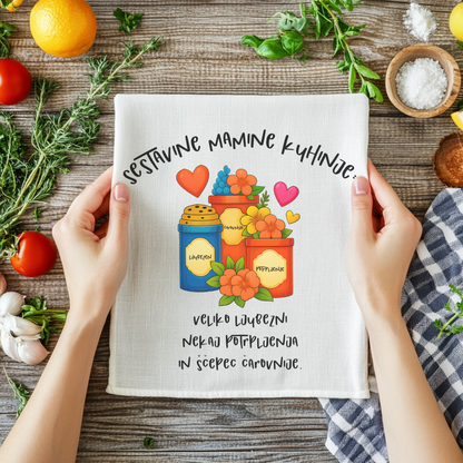 Kuhinjska brisača z napisom Sestavine mamine kuhinje, veliko ljubezni nekaj potrpljenja in ščepec čarovnije  – darilo za mami