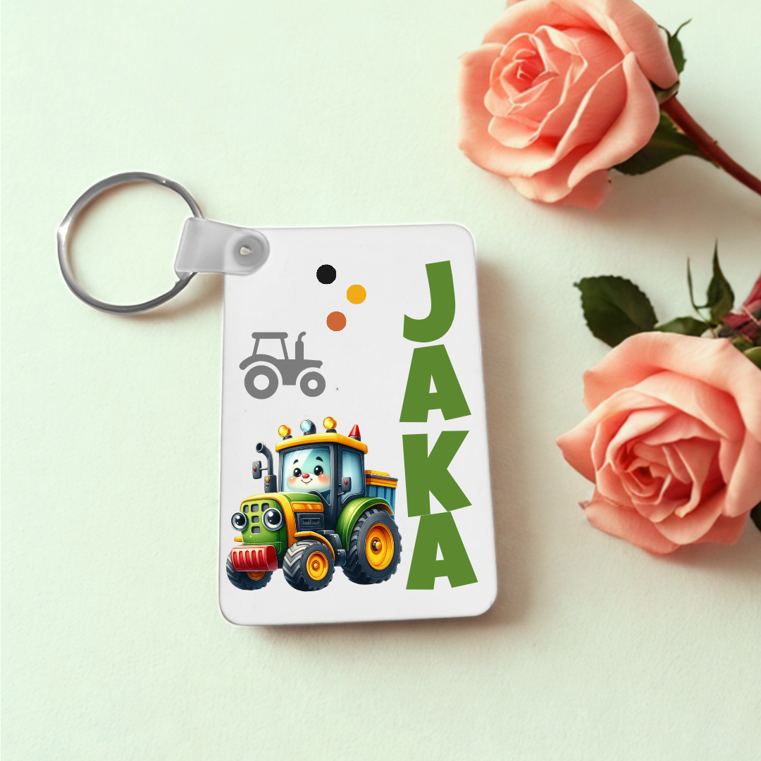 Obesek za ključe z imenom – srčno darilo za hči ali sina