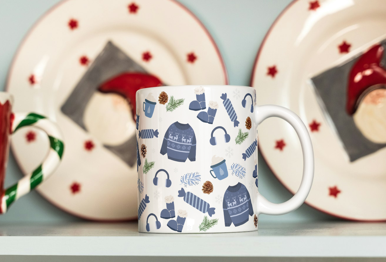 božično novoletna skodelica v modrih tonih, za darilo