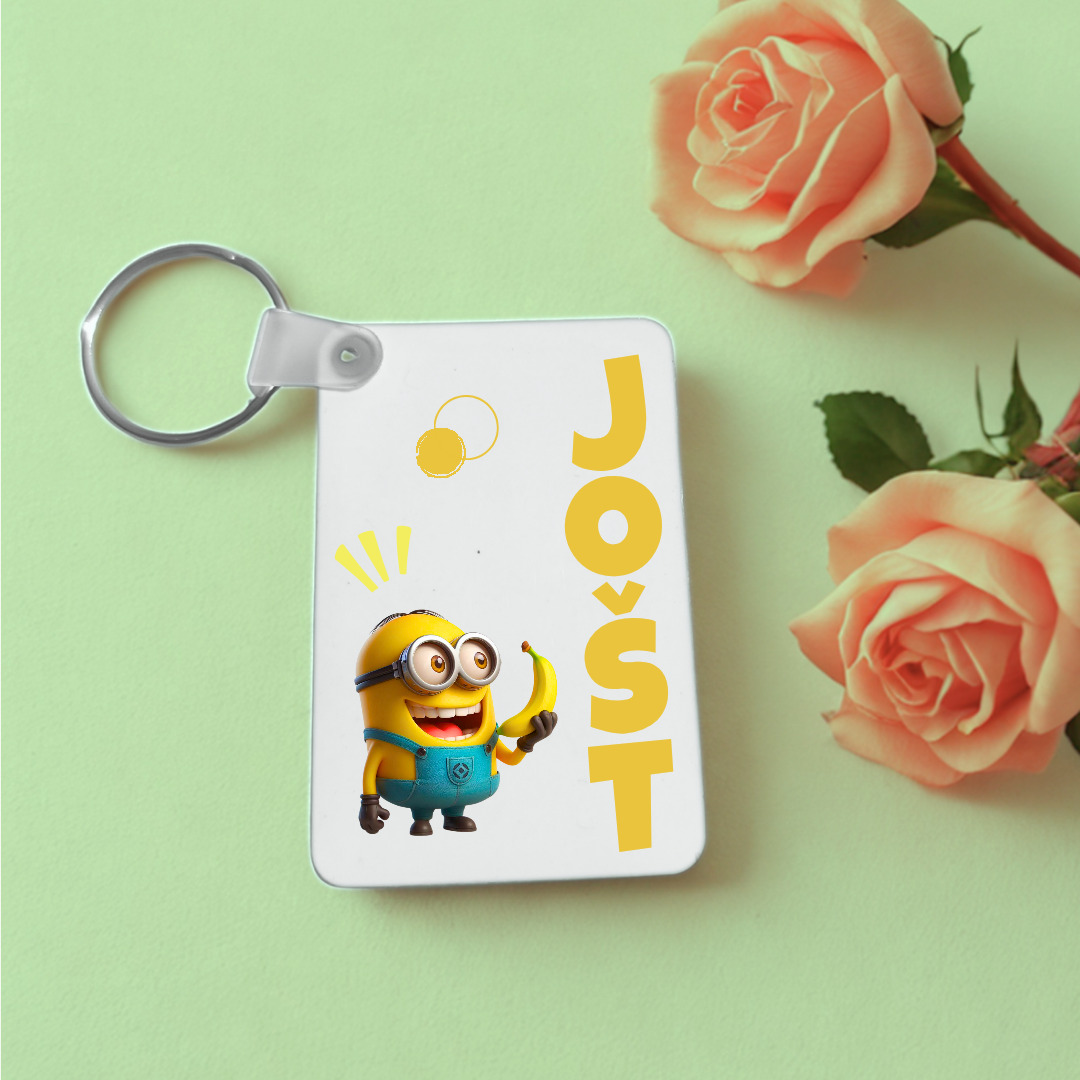 Obesek za ključe z imenom – srčno darilo za hči ali sina