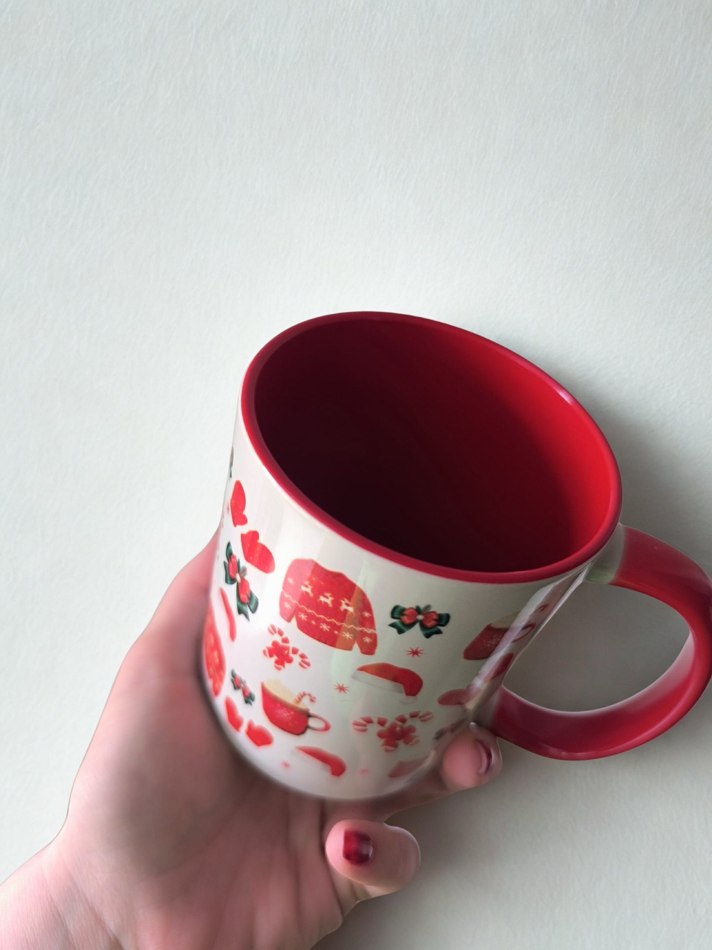 Skodelica - praznična rdeča